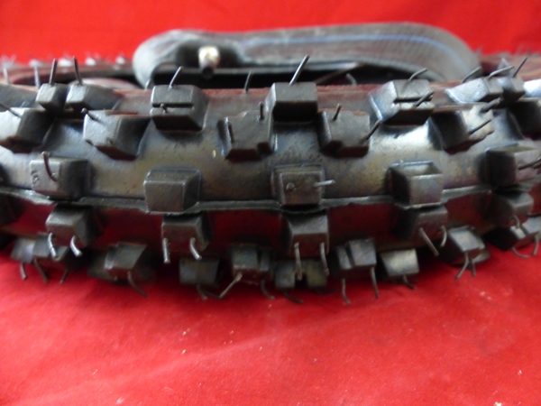 60/100/14" (2.50-2.75 14") MX Pattern Front Tyre - Image 2
